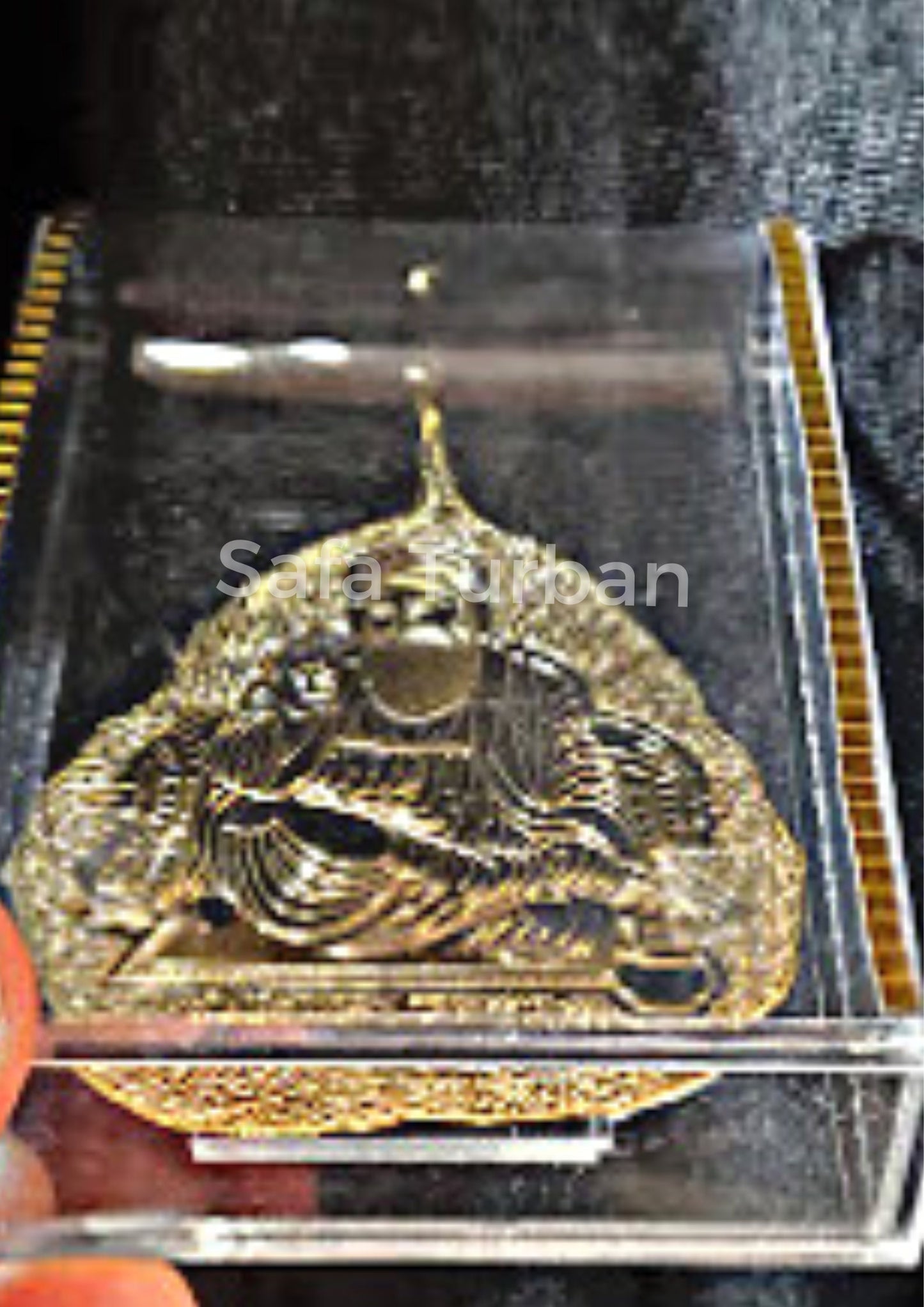 Car Dashboard Rectangular Shape Acrylic Showpiece, Religious Idol Statue for Mandir, Office & Home Décor (Guru Nanak Dev Ji)