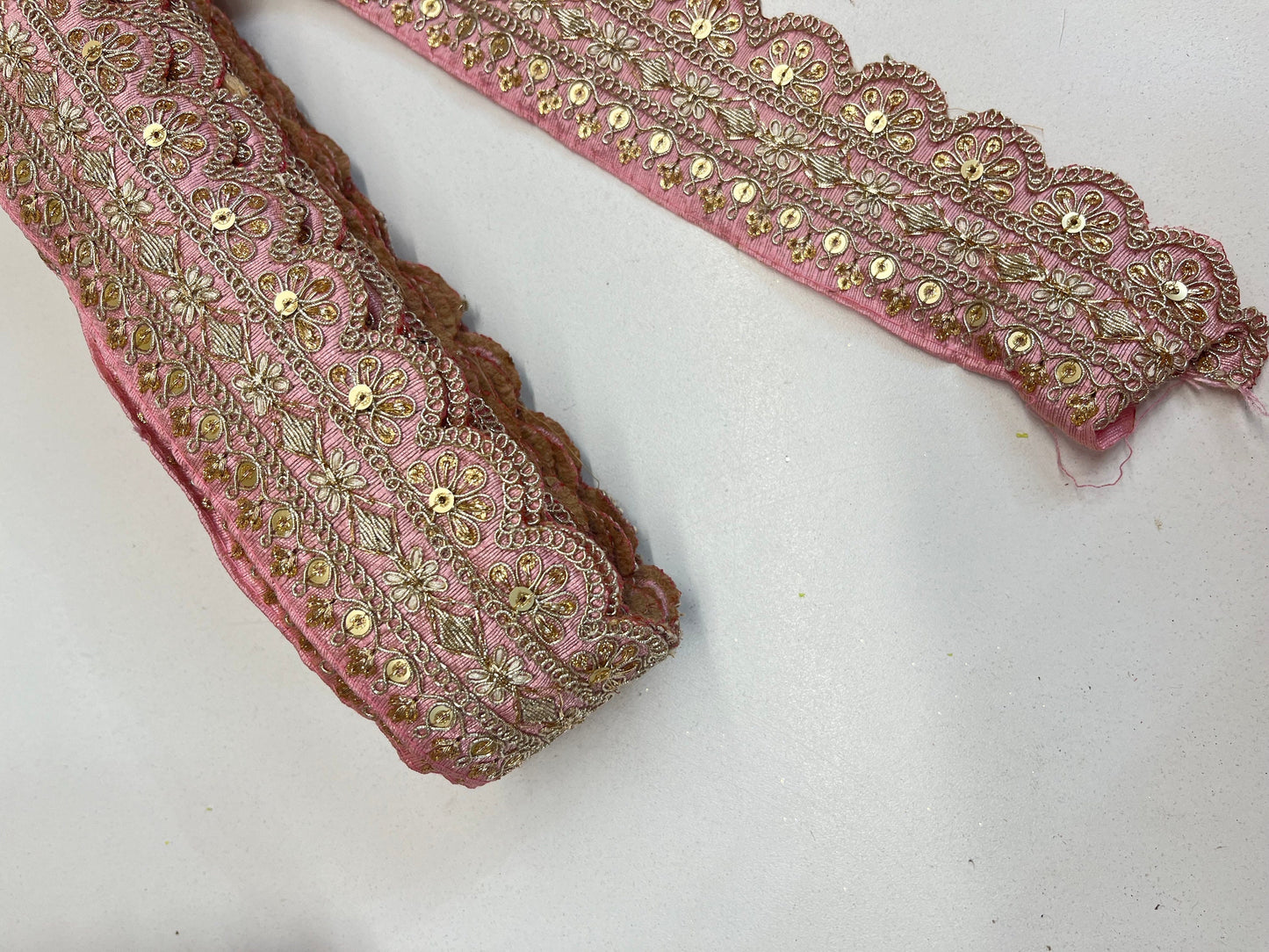 2.75" (inch) width Highlight Border Lace for Dresses, Sarees, Lehenga, Suits, Blouses, Dupatta, Chunri, and Craft (9 meters roll)