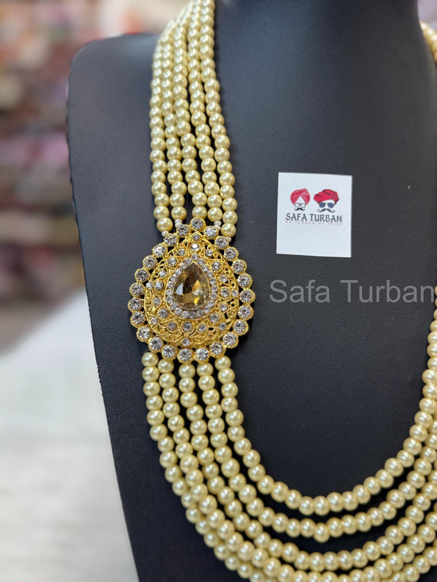 Indian Wedding- Pearl Necklace with Kundan Brooch for Men/Groom for Wedding (Cream/Golden Beads)