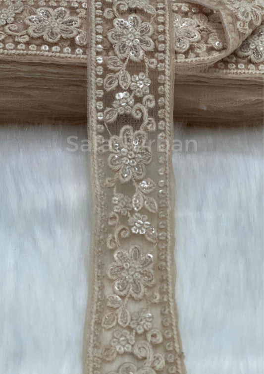 Highlight Border Lace for Dresses, Sarees, Lehenga, Suits, Blouses, Dupatta, Chunri, and Craft (1.50" wide)