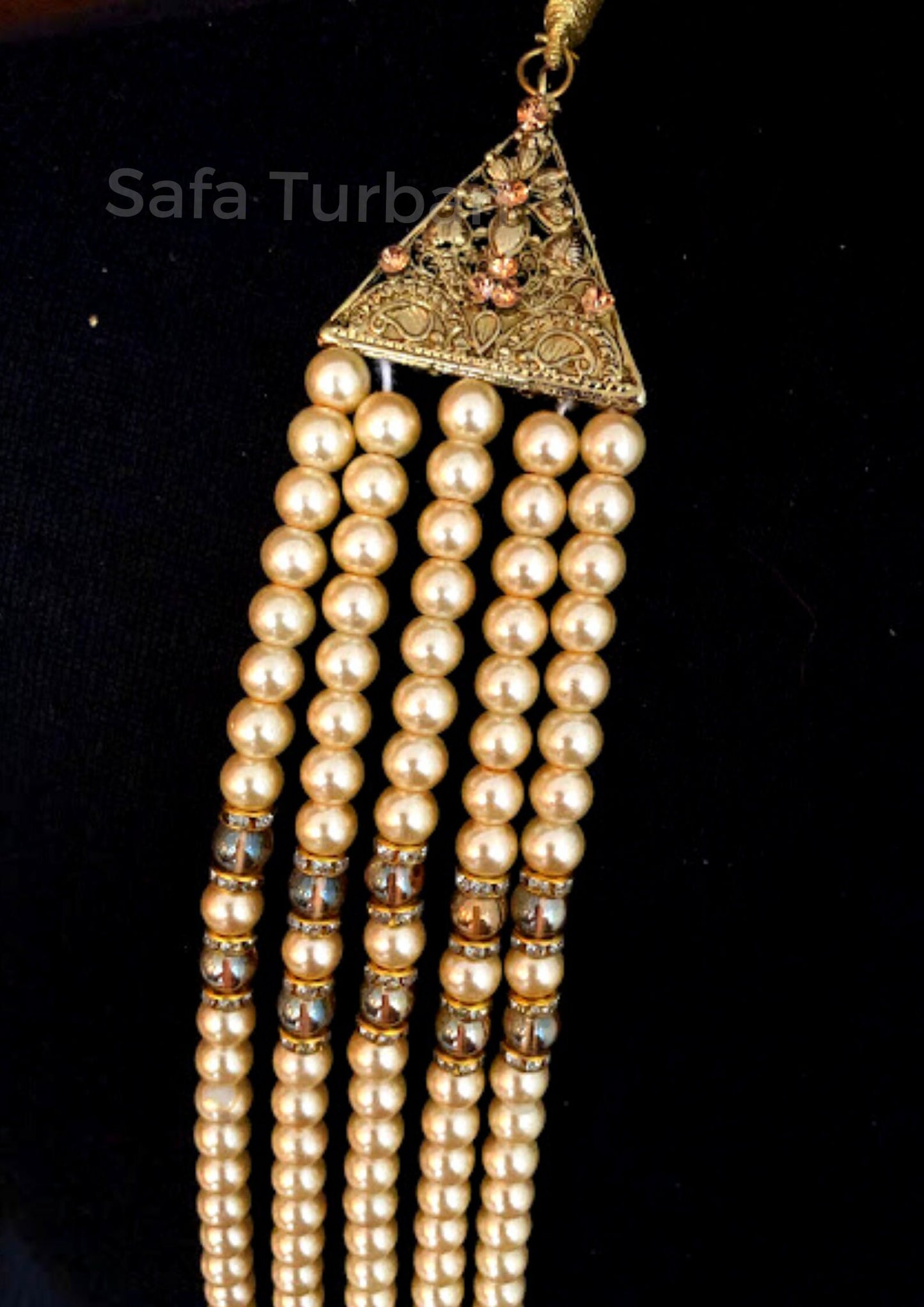 Indian Wedding- Pearl Necklace with Kundan Brooch for Men/Groom for Wedding (Cream/Golden Beads)