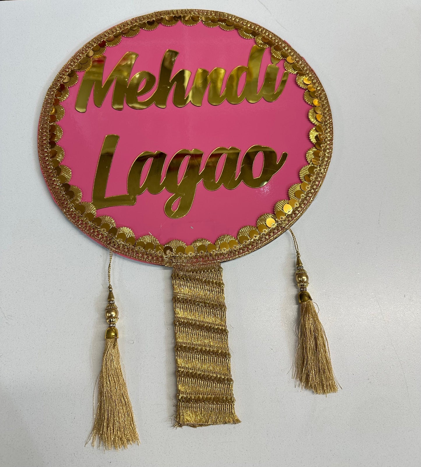 Wedding Sign, “Mehndi Lagao”/wedding props/wedding decorations