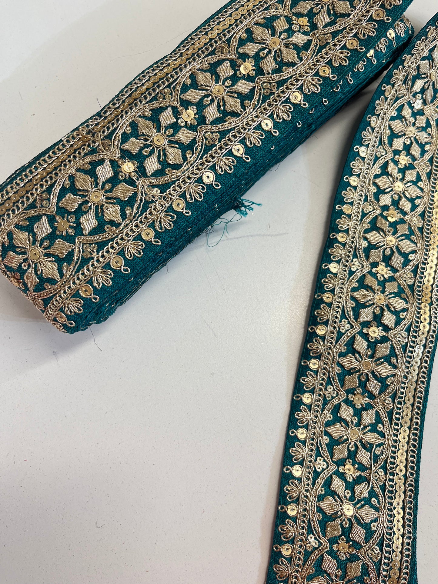 2.75" (inch) width Highlight Border Lace for Dresses, Sarees, Lehenga, Suits, Blouses, Dupatta, Chunri, and Craft (9 meters roll)