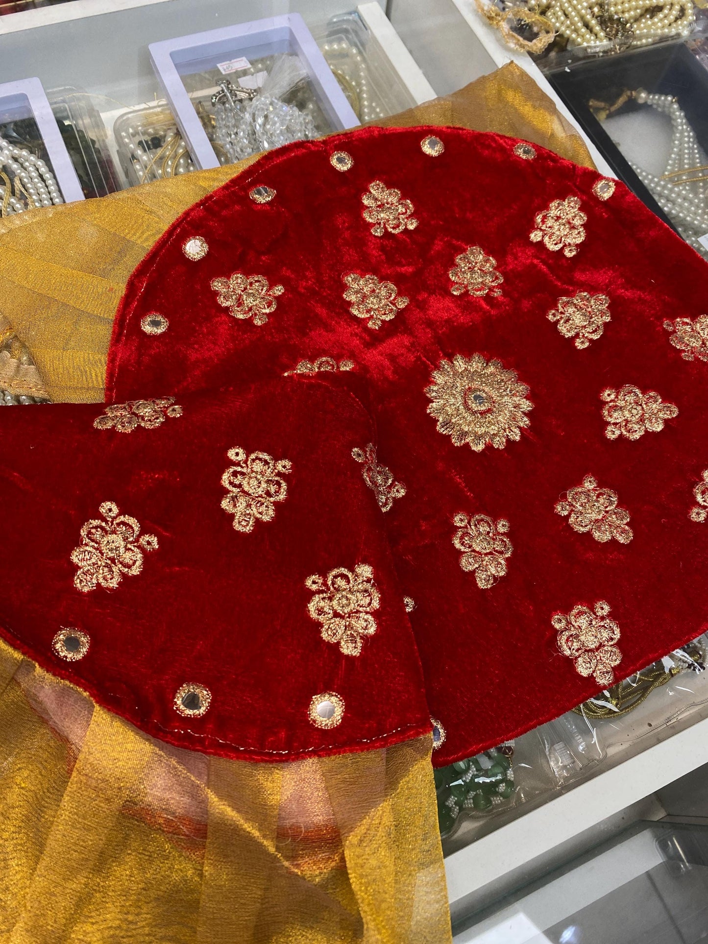 Wedding Accessories- 2 piece Lap Cover Set/ Bride & Groom Shagun/ Shagan Drawstring Bags / Wedding / Wedding Accessories