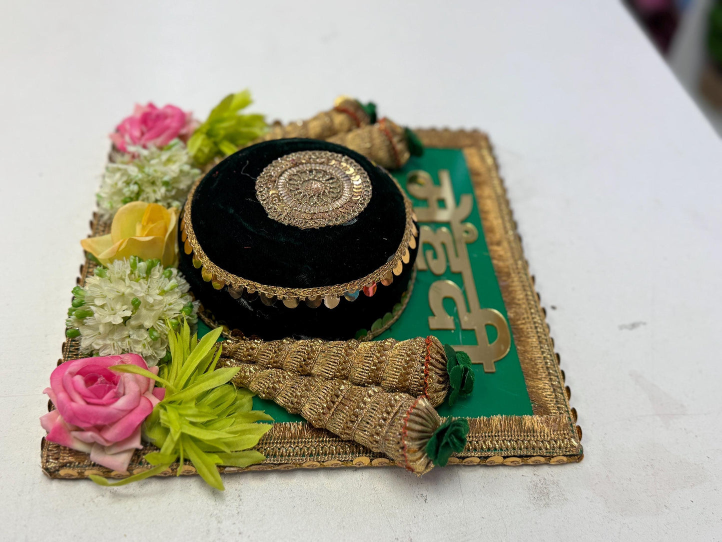 Mehndi Ceremony Platter, Mehndi Décor Mehndi Tray/ Heena Plate for Wedding with Bowl and 4pc Mehndi Cones