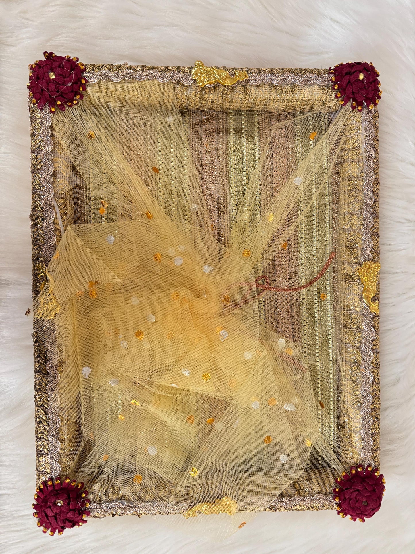 Gifting Best Wishes Wedding/Shagun Tray/Gift/Packing Tray/Decorative Tray with Golden Work
