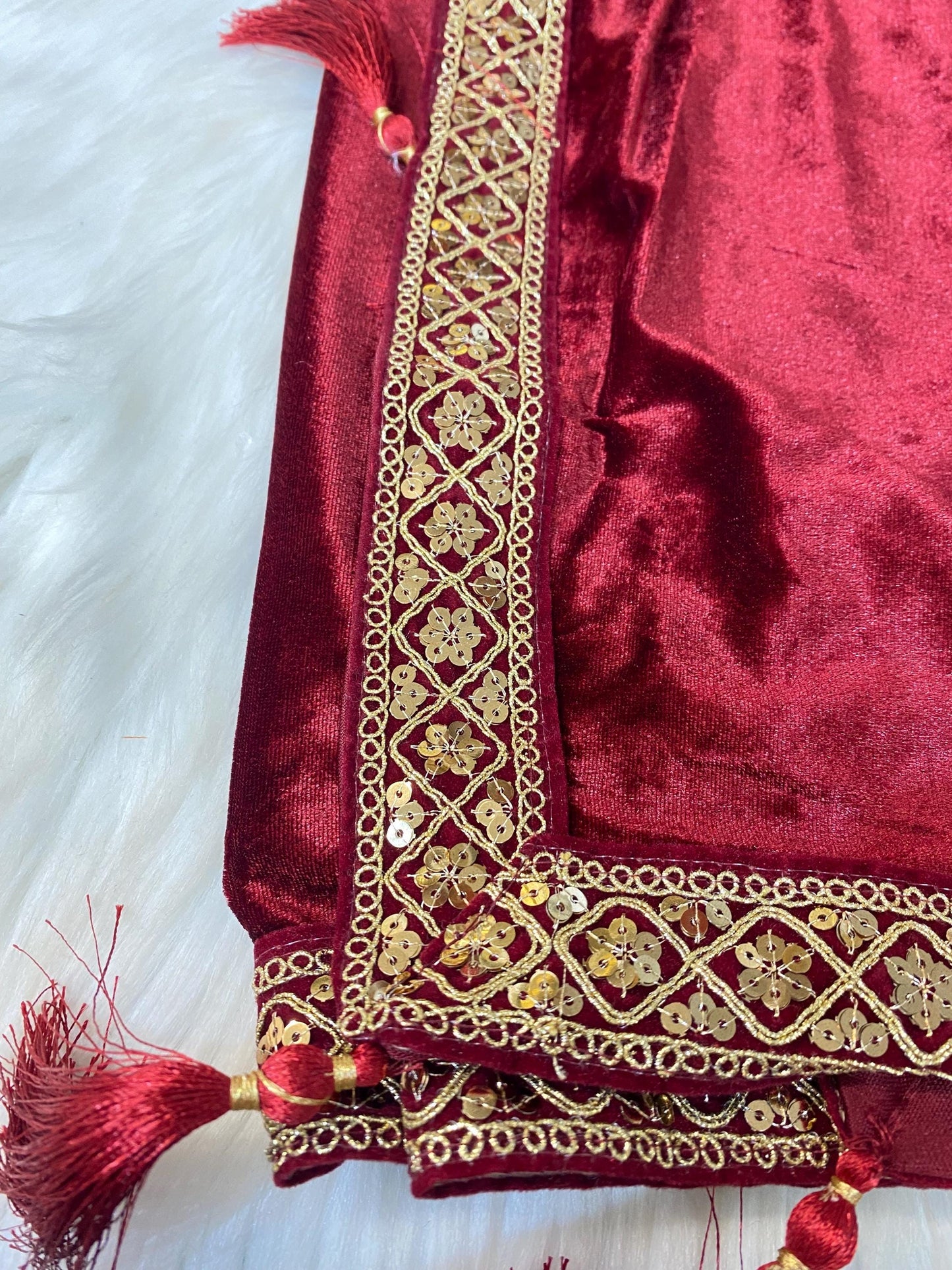Groom Wedding Turban-Red Velvet Turban with Shawl- Safa Turban/Pagdi/Premade Turban/ Wedding Safa/Turban/Pagdi for Men (Groom)/ Thalapa