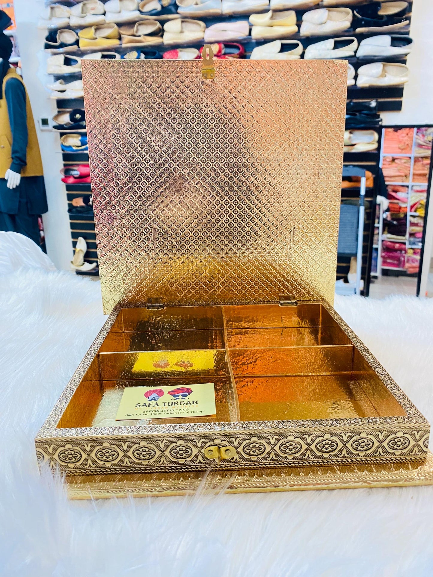 Decorative  Heavy Wooden  Handicraft Empty Dry Fruit Gift Box/Gifting Box/Wedding Box (empty box only)