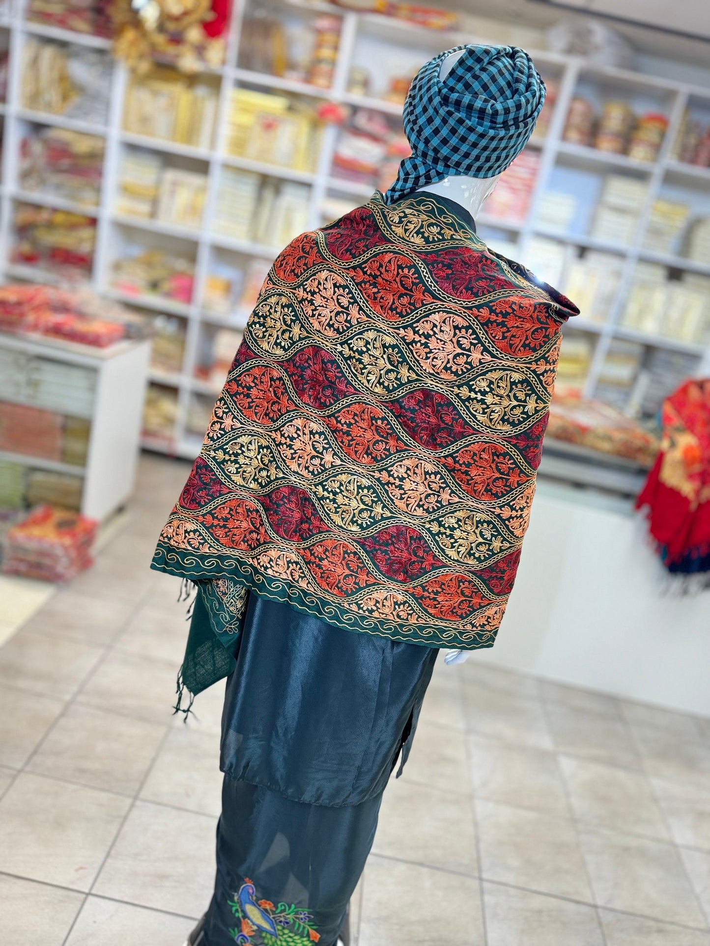 Men & Womens Pashmina Shawl, Unisex Shawl/Scarf/Stole Stylish Print/ Shawl For Jaggo in Multicolors