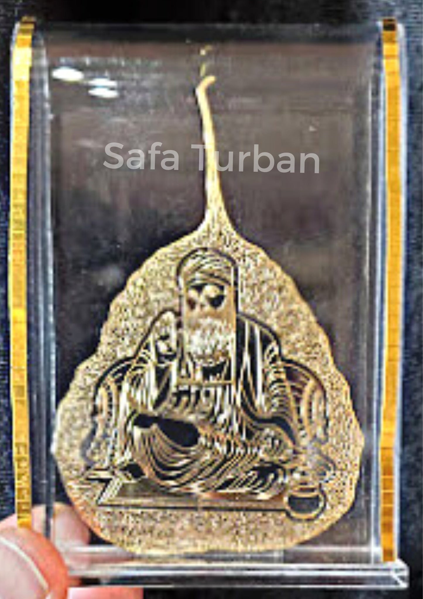 Car Dashboard Rectangular Shape Acrylic Showpiece, Religious Idol Statue for Mandir, Office & Home Décor (Guru Nanak Dev Ji)