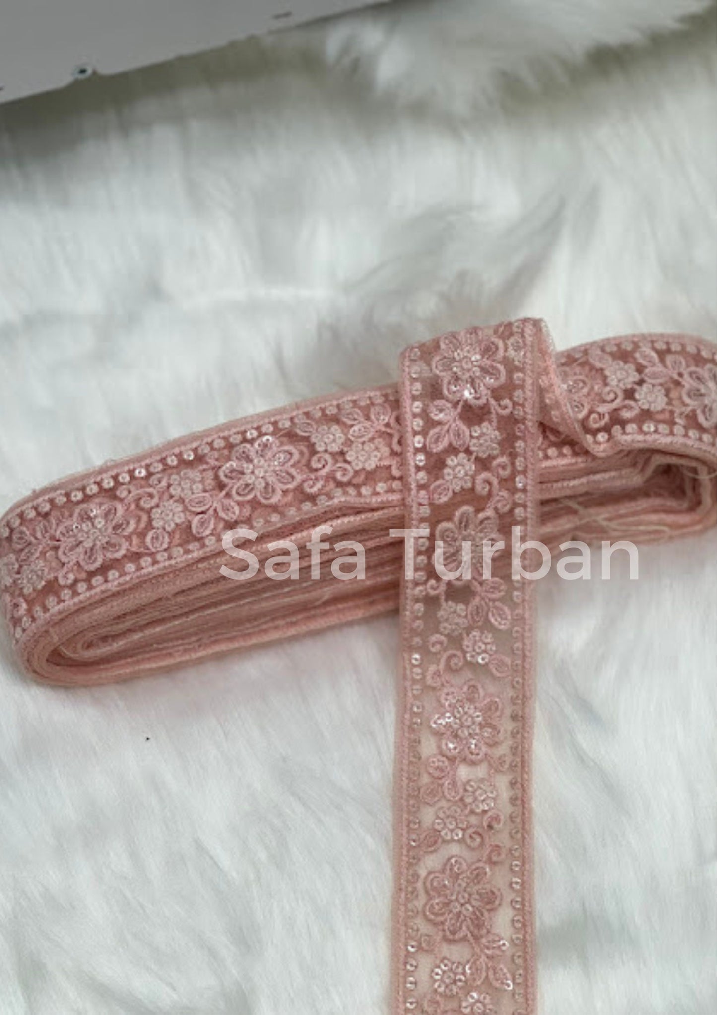 Highlight Border Lace for Dresses, Sarees, Lehenga, Suits, Blouses, Dupatta, Chunri, and Craft (1.50" wide)