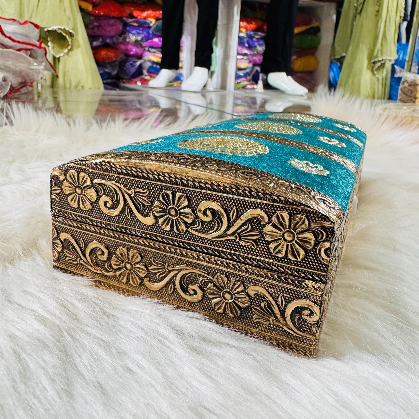 Decorative  Heavy Wooden  Handicraft Empty Dry Fruit Gift Box/Gifting Box/Wedding Box (empty box only)