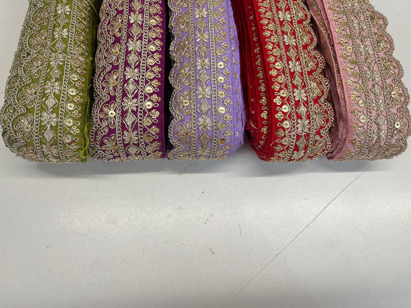 2.75" (inch) width Highlight Border Lace for Dresses, Sarees, Lehenga, Suits, Blouses, Dupatta, Chunri, and Craft (9 meters roll)