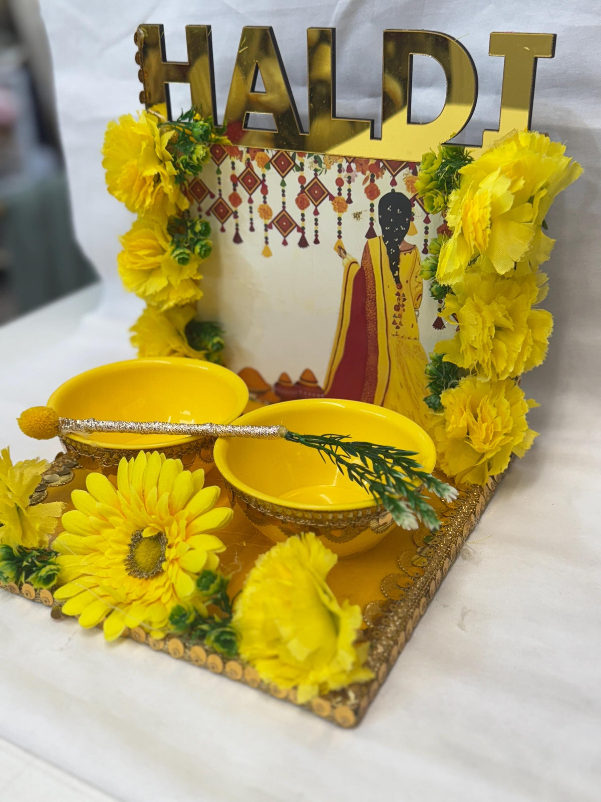 Wedding Accessories- Bride/Groom Mayian/ Haldi/ Maiyan/ Vatna Ceremony-Decorative  Wooden board and  2Bowls