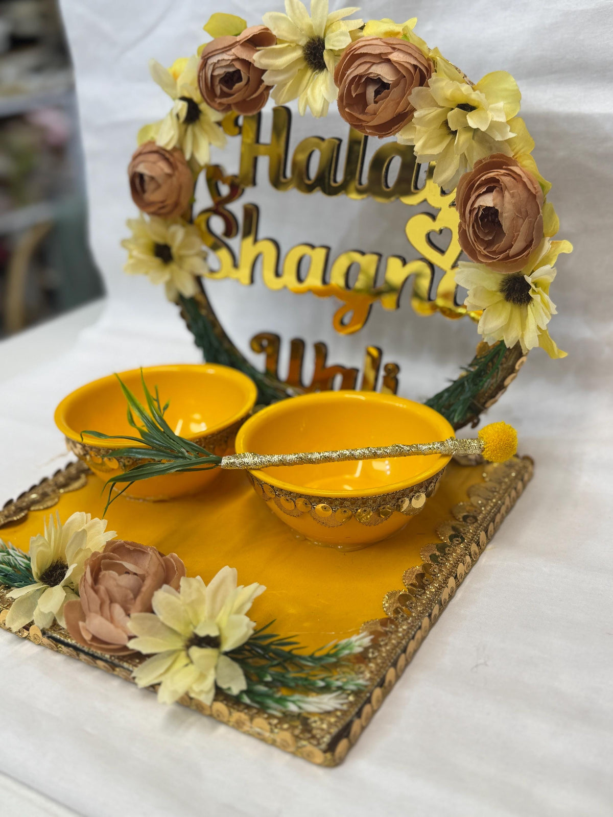 Wedding Accessories- Bride/Groom Mayian/ Haldi/ Maiyan/ Vatna Ceremony-Decorative  Wooden board and  2Bowls
