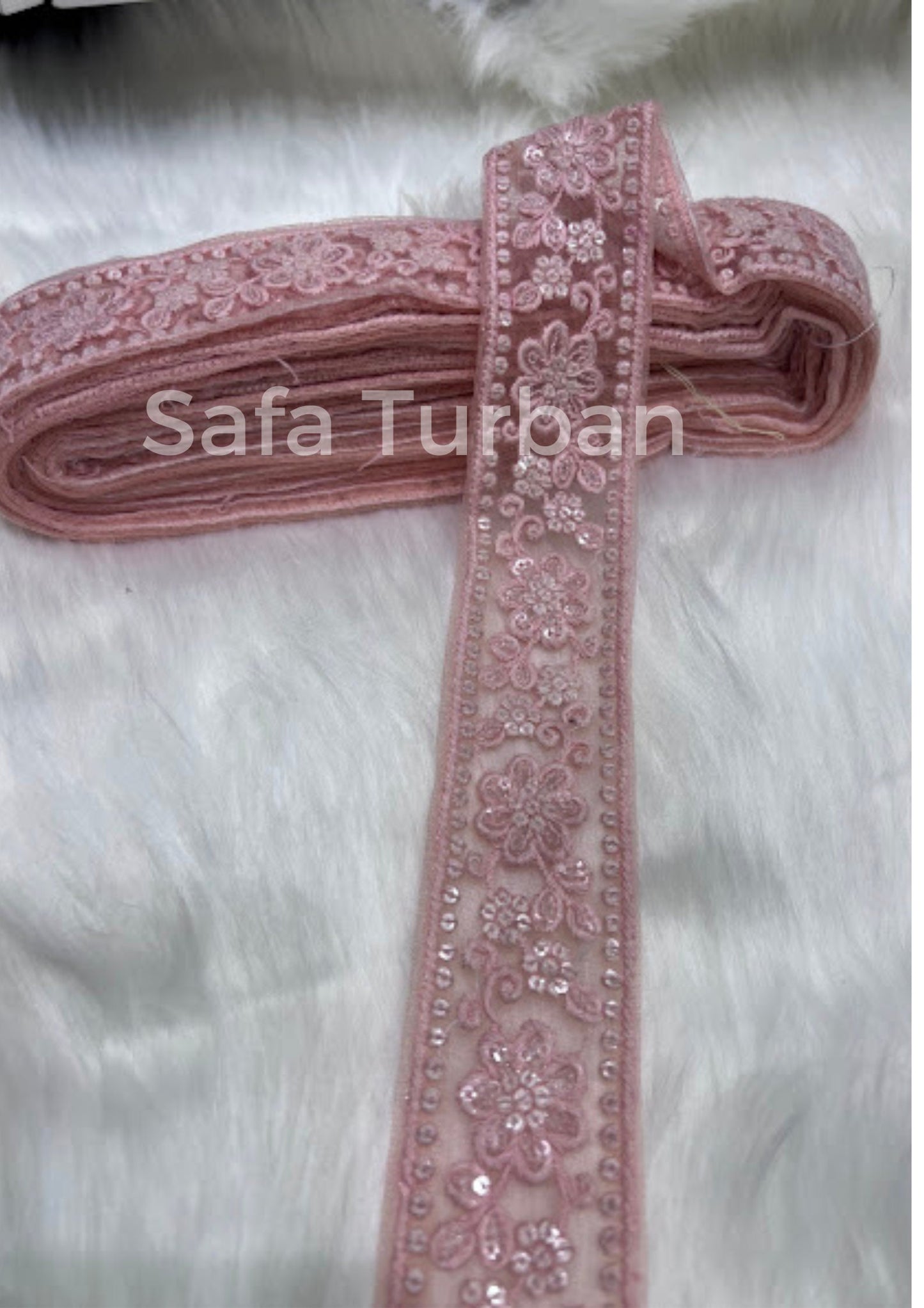 Highlight Border Lace for Dresses, Sarees, Lehenga, Suits, Blouses, Dupatta, Chunri, and Craft (1.50" wide)