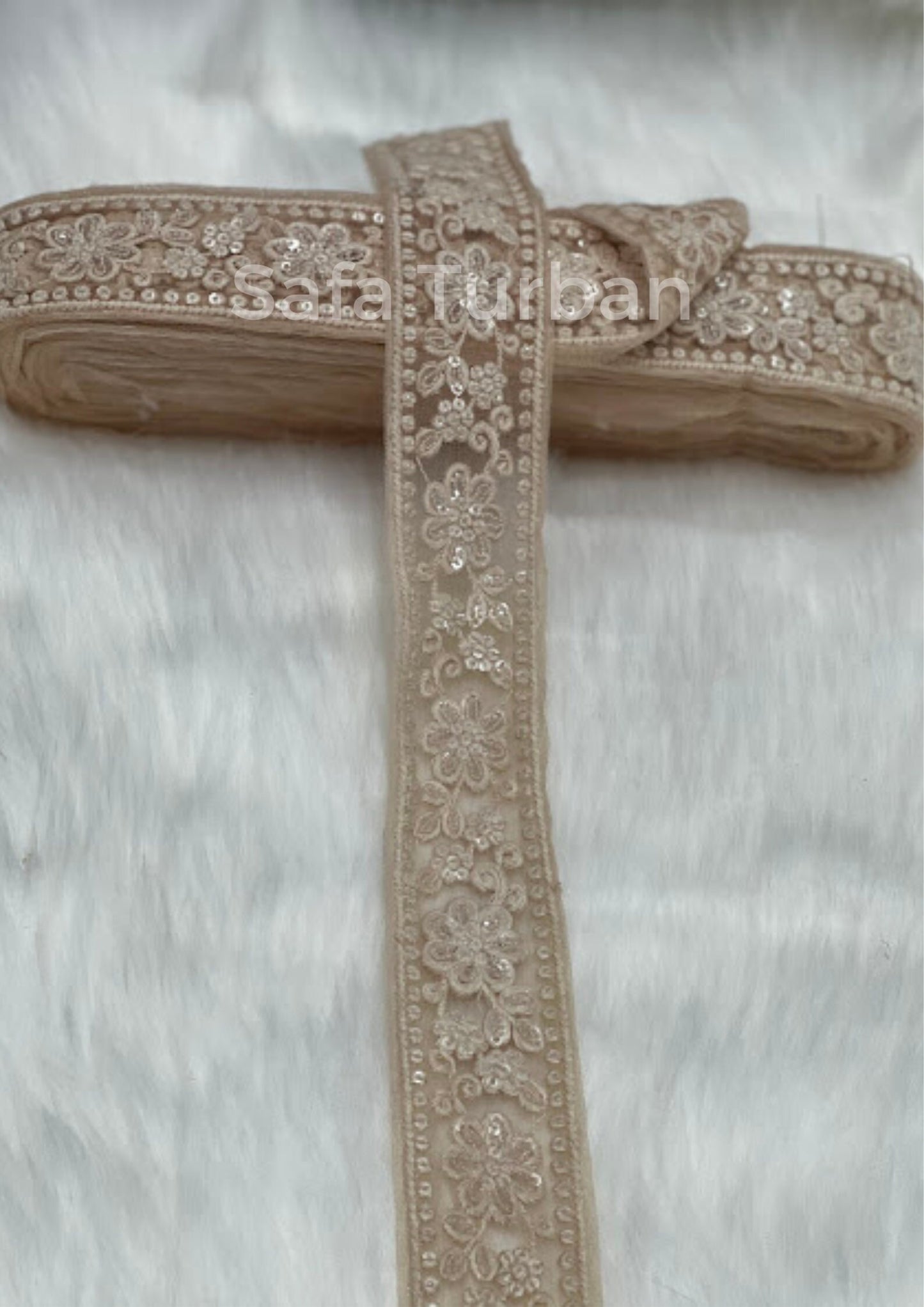 Highlight Border Lace for Dresses, Sarees, Lehenga, Suits, Blouses, Dupatta, Chunri, and Craft (1.50" wide)
