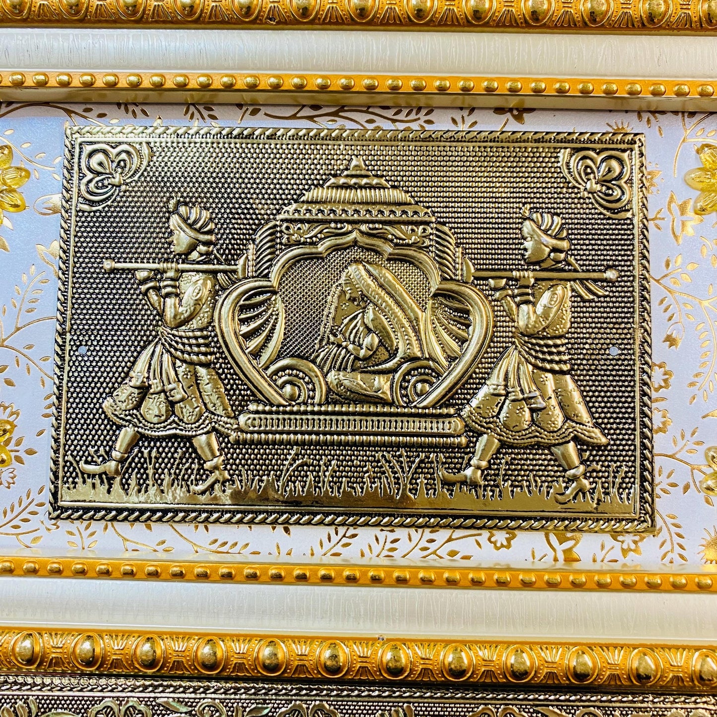 Decorative  Heavy Wooden  Handicraft Empty Dry Fruit Gift Box/Gifting Box/Wedding Box (empty box only)