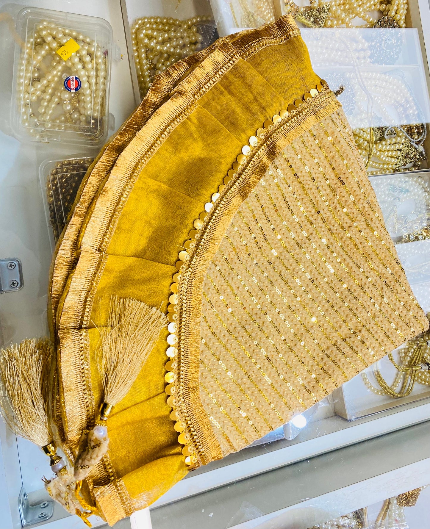 Wedding Accessories- 2 piece Lap Cover Set/ Bride & Groom Shagun/ Shagun Drawstring Bags / Wedding / Wedding Accessories