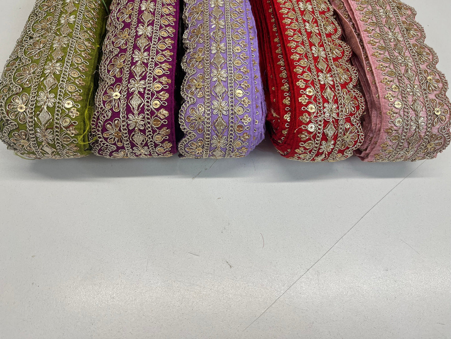 2.75" (inch) width Highlight Border Lace for Dresses, Sarees, Lehenga, Suits, Blouses, Dupatta, Chunri, and Craft (9 meters roll)
