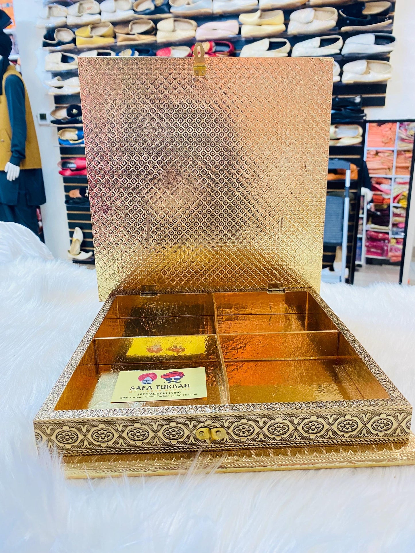 Decorative  Heavy Wooden  Handicraft Empty Dry Fruit Gift Box/Gifting Box/Wedding Box (empty box only)
