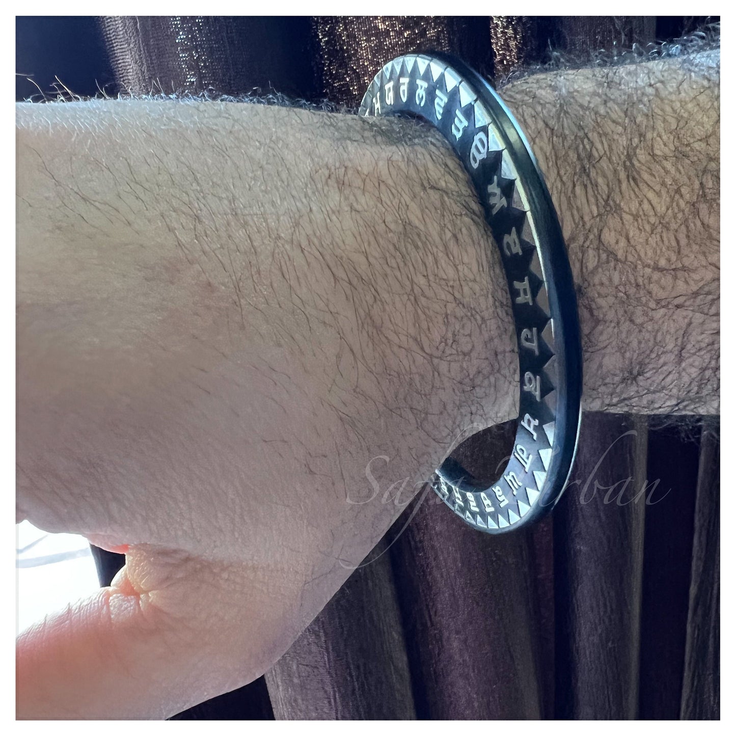 Sikh Accessories- Sarbloh Kada Unisex (Men, Women- Unisex Size) With round soft edges) II traditional sikhi kara II Sarbloh Kada