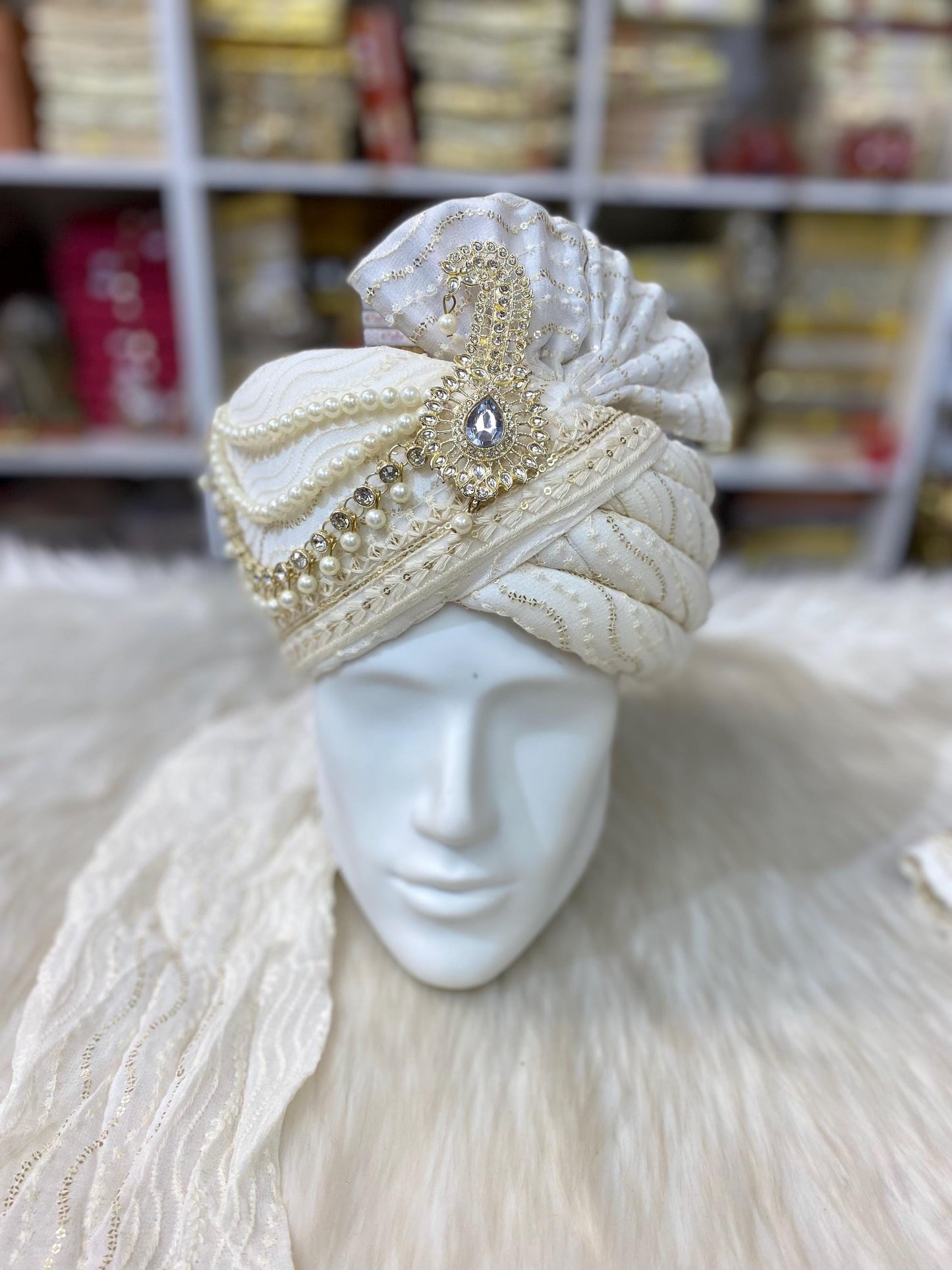Groom Wedding Turban-Cream chiffon Turban with Palla- Safa Turban/Pagdi/Premade Turban/ Wedding Safa/Turban/Pagdi for Men (Groom)/ Thalapa