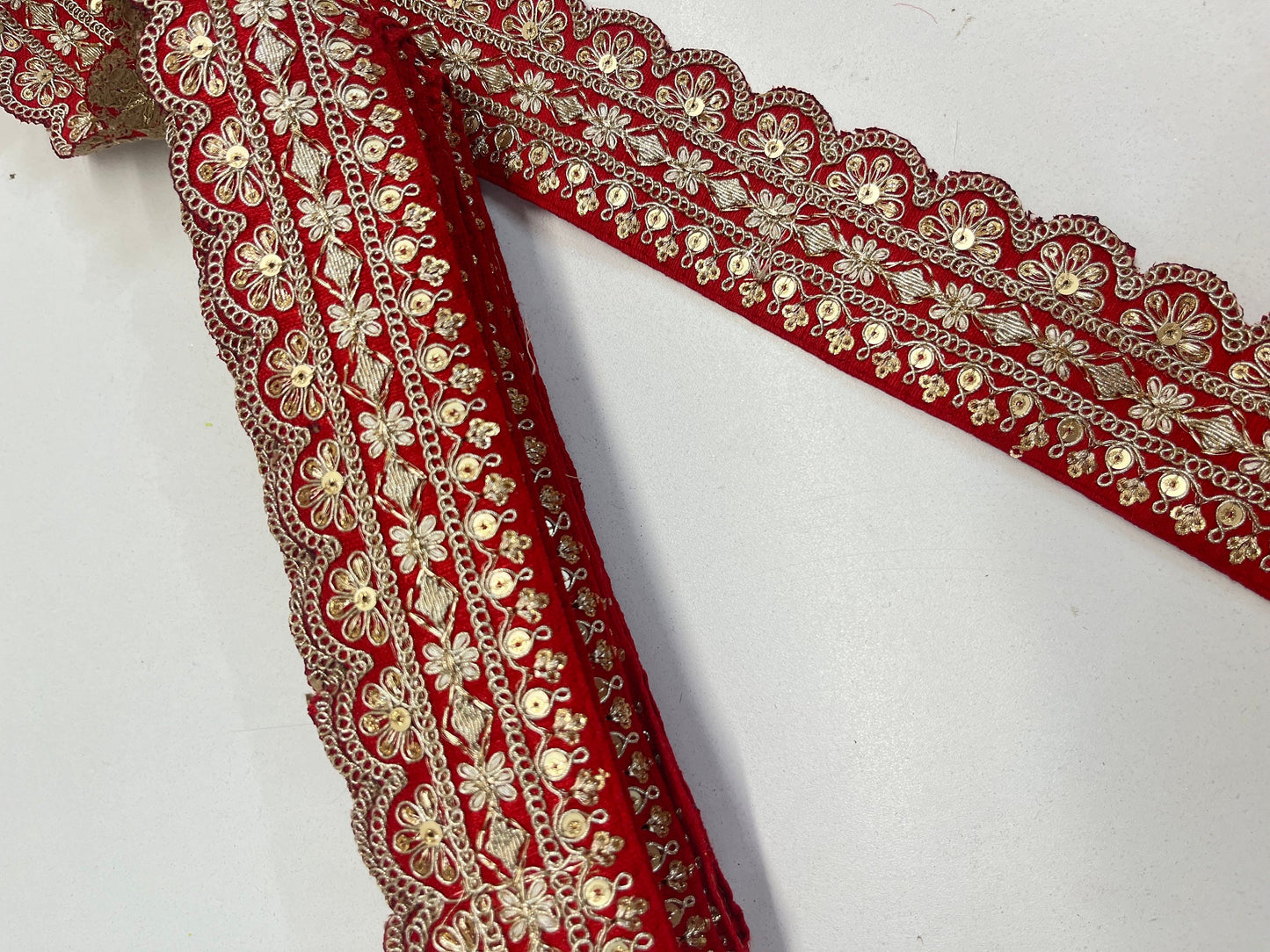 2.75" (inch) width Highlight Border Lace for Dresses, Sarees, Lehenga, Suits, Blouses, Dupatta, Chunri, and Craft (9 meters roll)