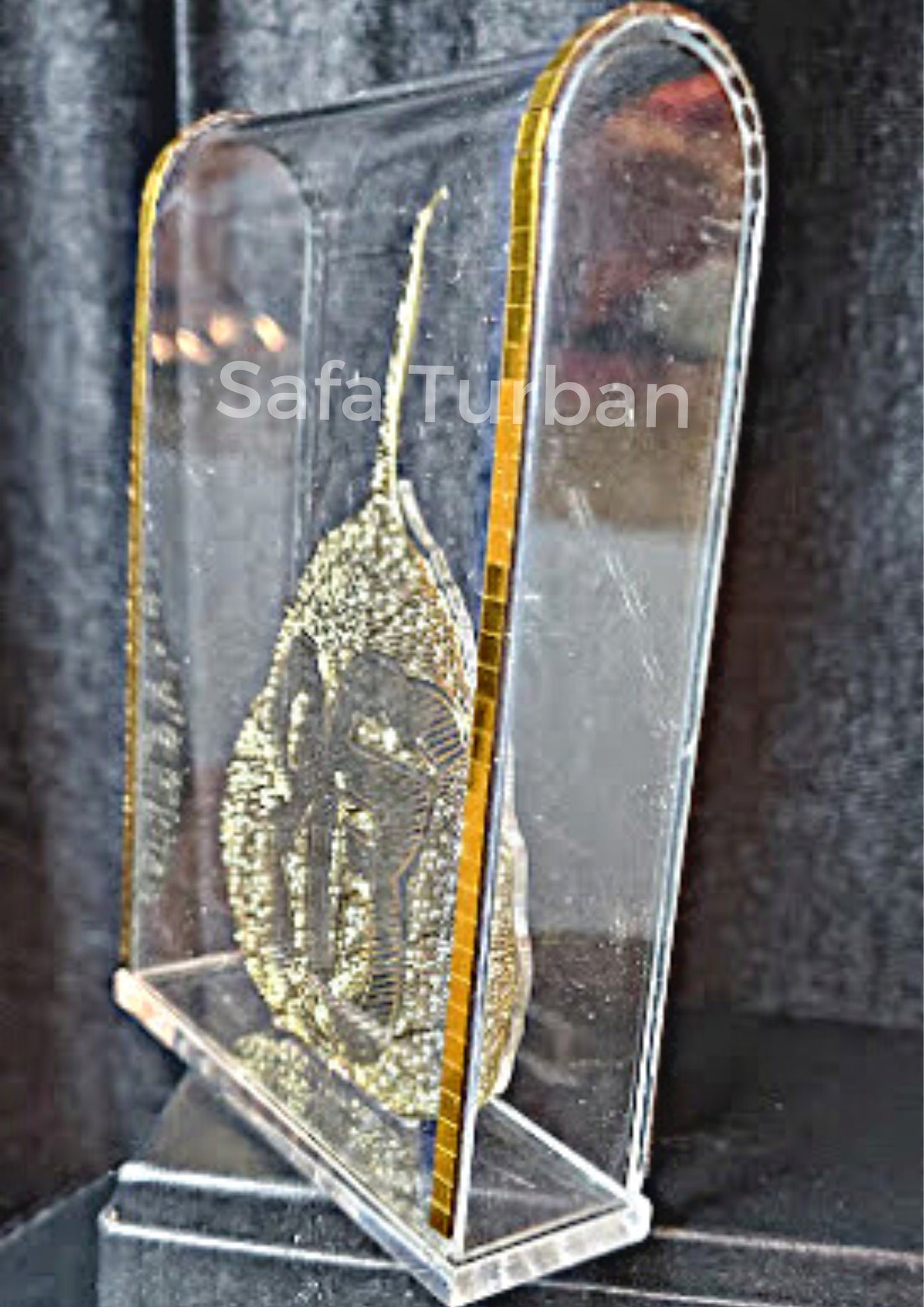 Car Dashboard Rectangular Shape Acrylic Showpiece, Religious Idol Statue for Mandir, Office & Home Décor (Ek Om Kar)